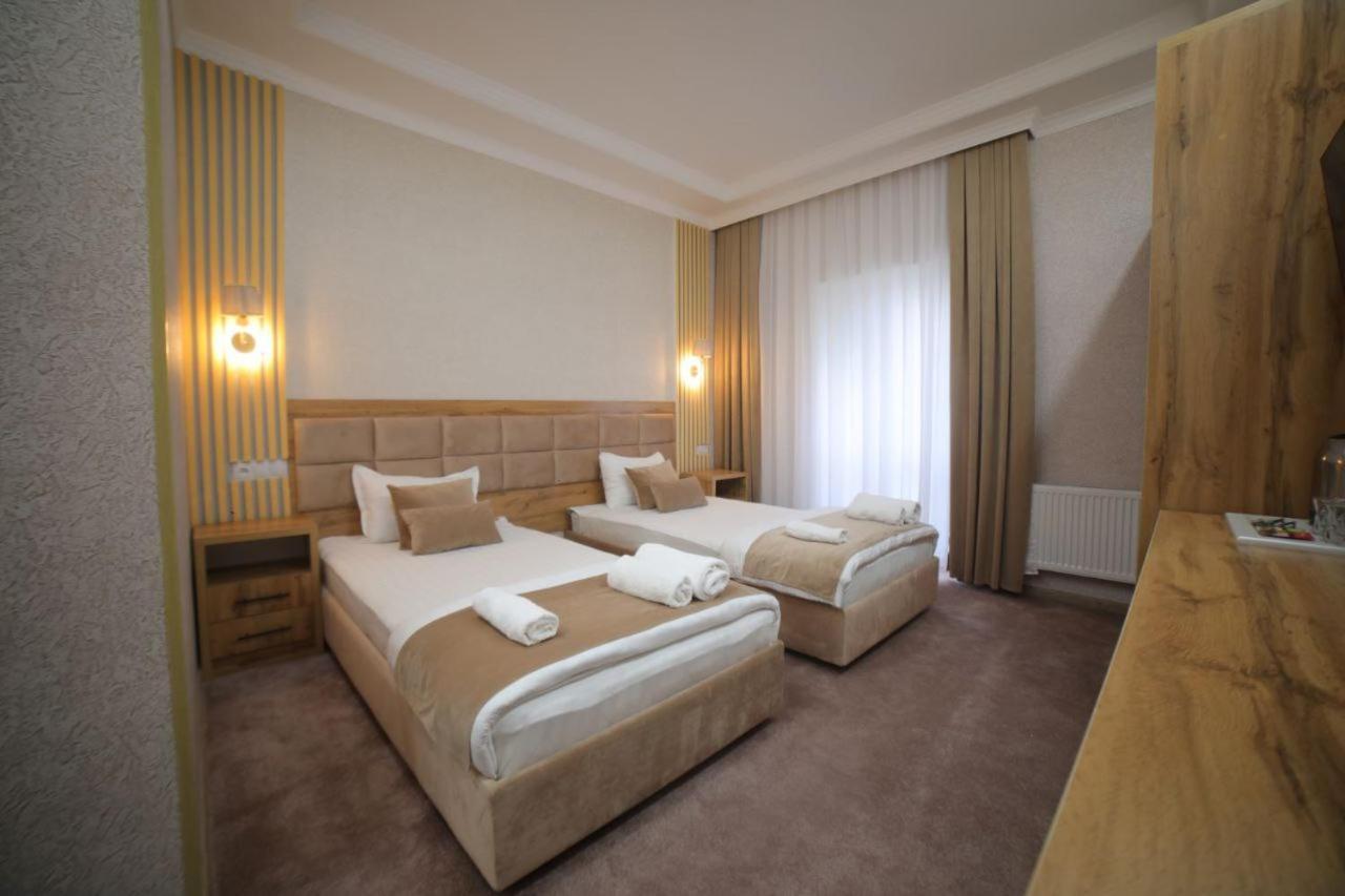 Hotel Tinchlik Plaza Urgench Ngoại thất bức ảnh
